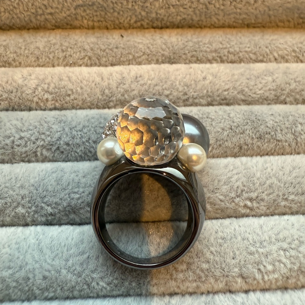 Kenneth Lane Grey crystal pearl bubble cluster Cocktail ring size 8/9 - Picture 12 of 14